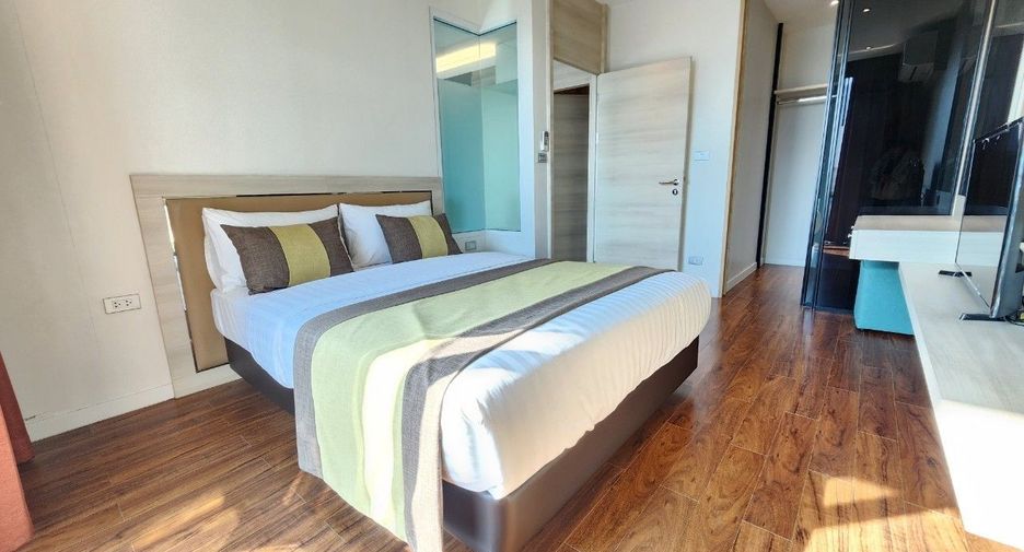 For rent 2 bedrooms apartment in Khlong Toei, Bangkok