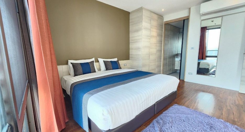 For rent 2 bedrooms apartment in Khlong Toei, Bangkok