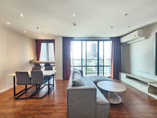 For rent 2 bedrooms apartment in Khlong Toei, Bangkok