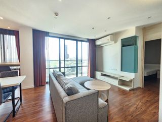 For rent 2 bedrooms apartment in Khlong Toei, Bangkok