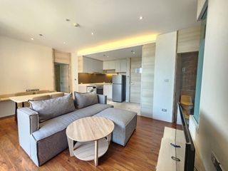 For rent 2 bedrooms apartment in Khlong Toei, Bangkok