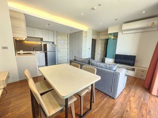 For rent 2 bedrooms apartment in Khlong Toei, Bangkok