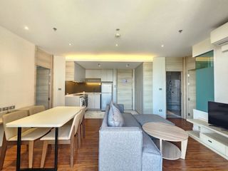 For rent 2 bedrooms apartment in Khlong Toei, Bangkok