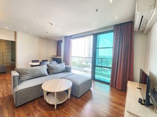 For rent 2 bedrooms apartment in Khlong Toei, Bangkok