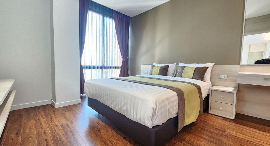 For rent 2 bedrooms apartment in Khlong Toei, Bangkok