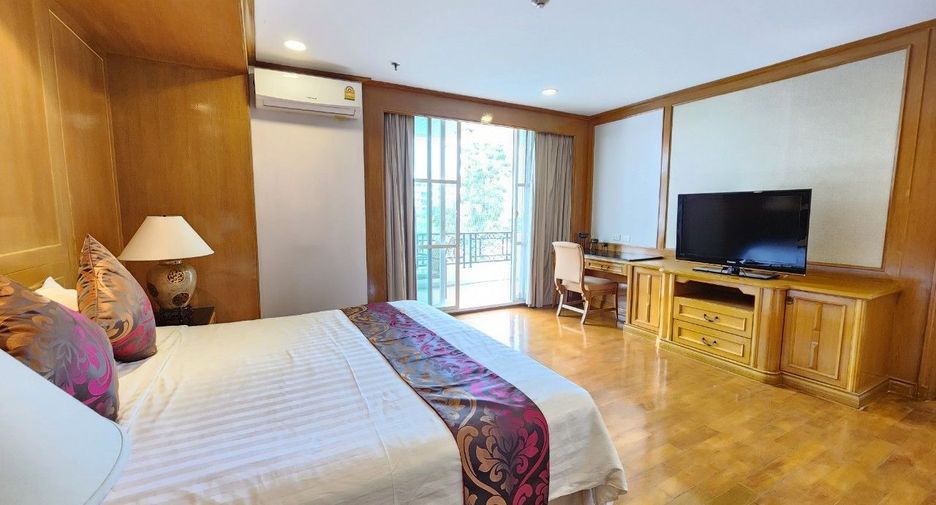 For rent 2 bedrooms apartment in Khlong Toei, Bangkok