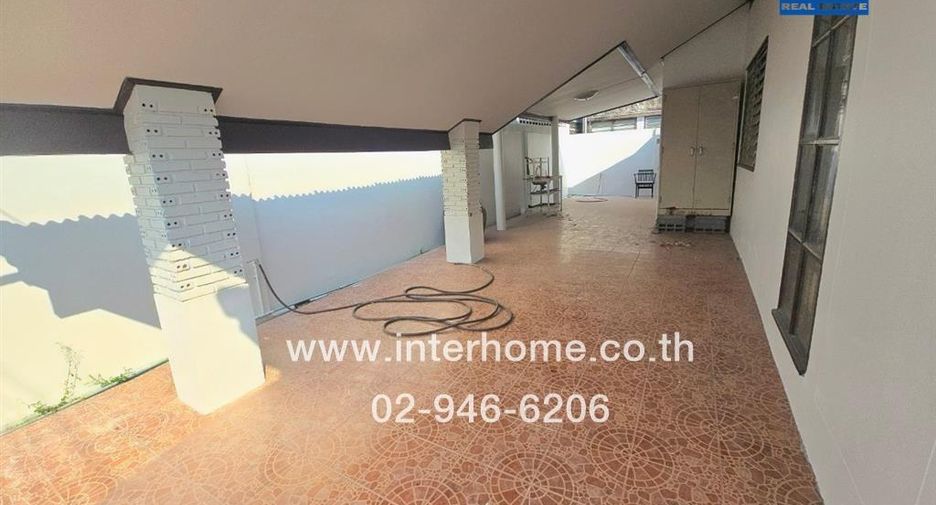 For sale 5 bed house in Pak Kret, Nonthaburi