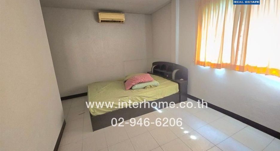 For sale 5 bed house in Pak Kret, Nonthaburi