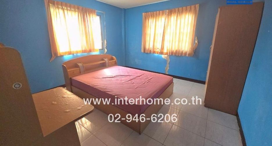 For sale 5 bed house in Pak Kret, Nonthaburi