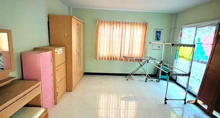For sale 5 bed house in Pak Kret, Nonthaburi