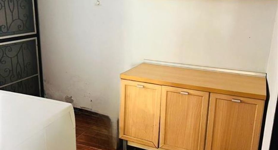 For sale 5 bed house in Pak Kret, Nonthaburi