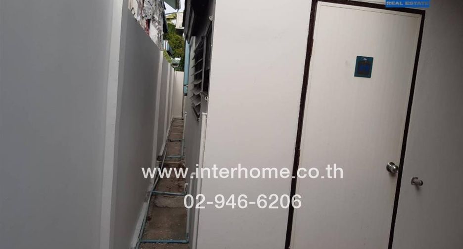 For sale 5 bed house in Pak Kret, Nonthaburi