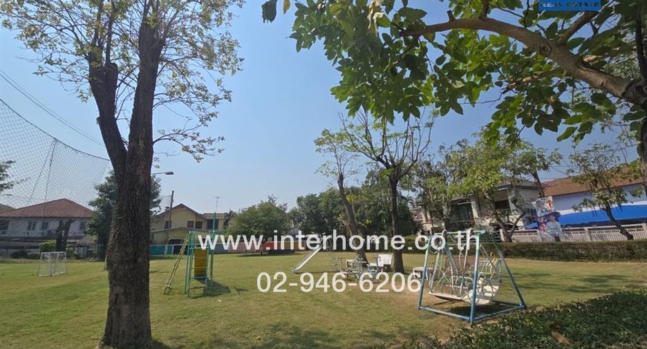 For sale 5 bed house in Pak Kret, Nonthaburi