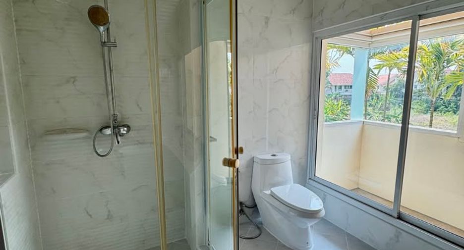 For rent 4 bedrooms villa in Hang Dong, Chiang Mai