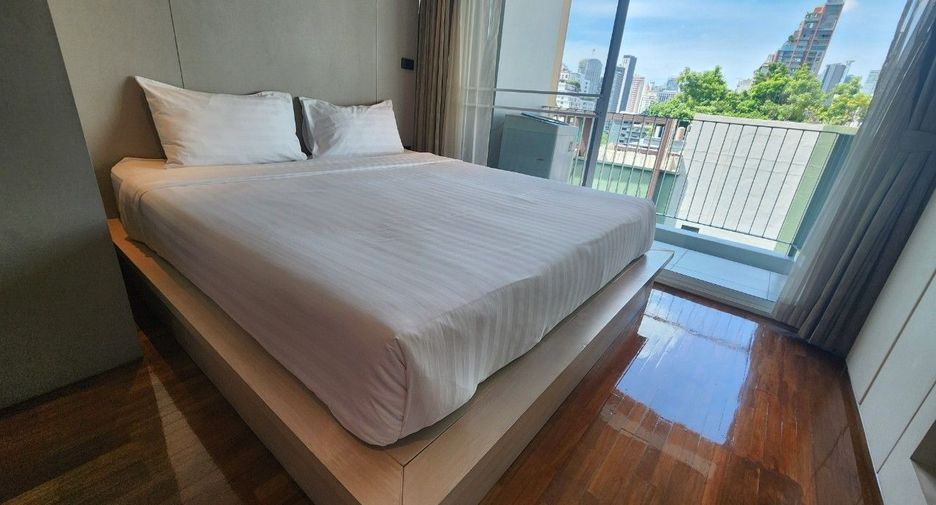 À louer 1 chambre appartement avec services à Khlong Toei, Bangkok