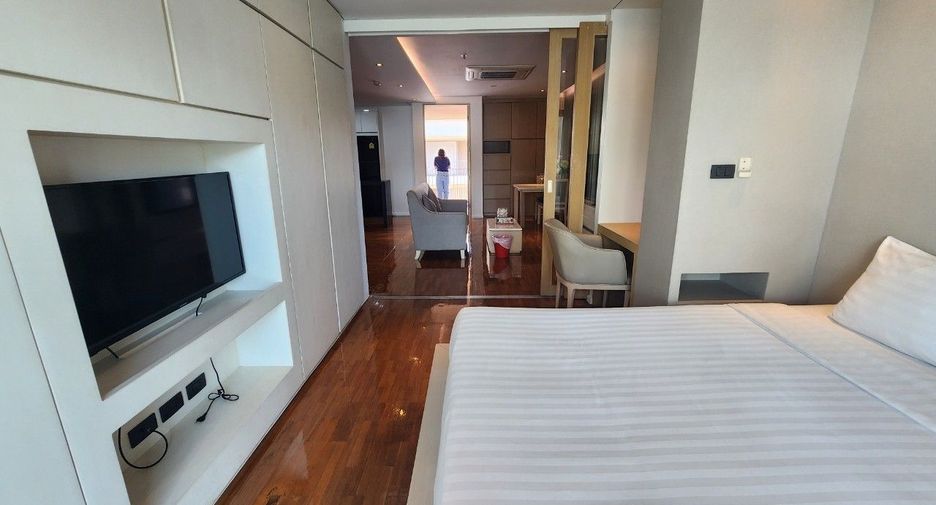 À louer 1 chambre appartement avec services à Khlong Toei, Bangkok