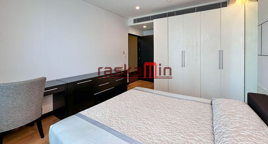 Wohnung zur Miete mit 3 Zimmer in Pathum Wan, Bangkok