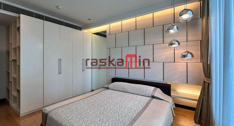 Wohnung zur Miete mit 3 Zimmer in Pathum Wan, Bangkok