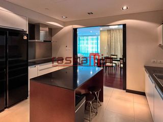 À louer 3 chambres condo à Pathum Wan, Bangkok