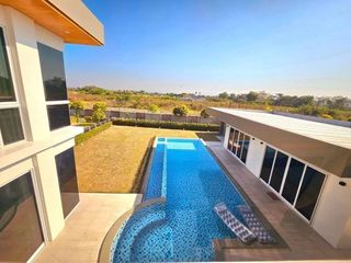 Haus zur Miete mit 6 Zimmer in San Kamphaeng, Chiang Mai