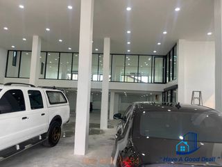 For sale office in Wang Thonglang, Bangkok