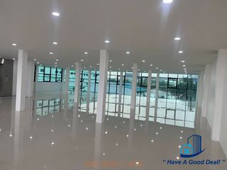 For sale office in Wang Thonglang, Bangkok