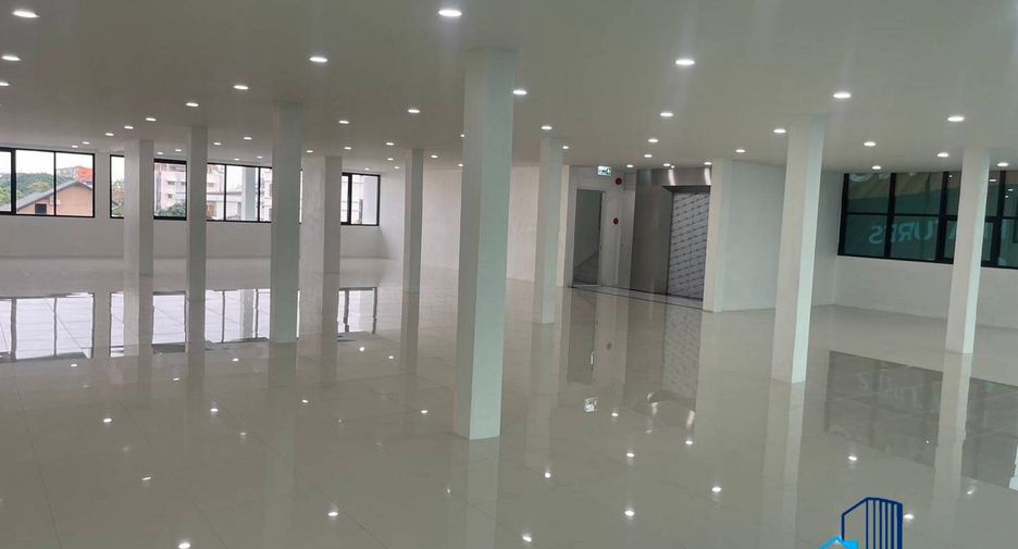 À vendre bureau à Wang Thonglang, Bangkok