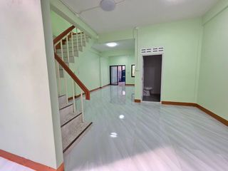 For sale 2 Beds townhouse in Mueang Rayong, Rayong