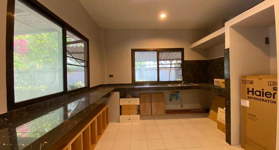 À louer et à vendre 5 chambres maison à Mae Rim, Chiang Mai