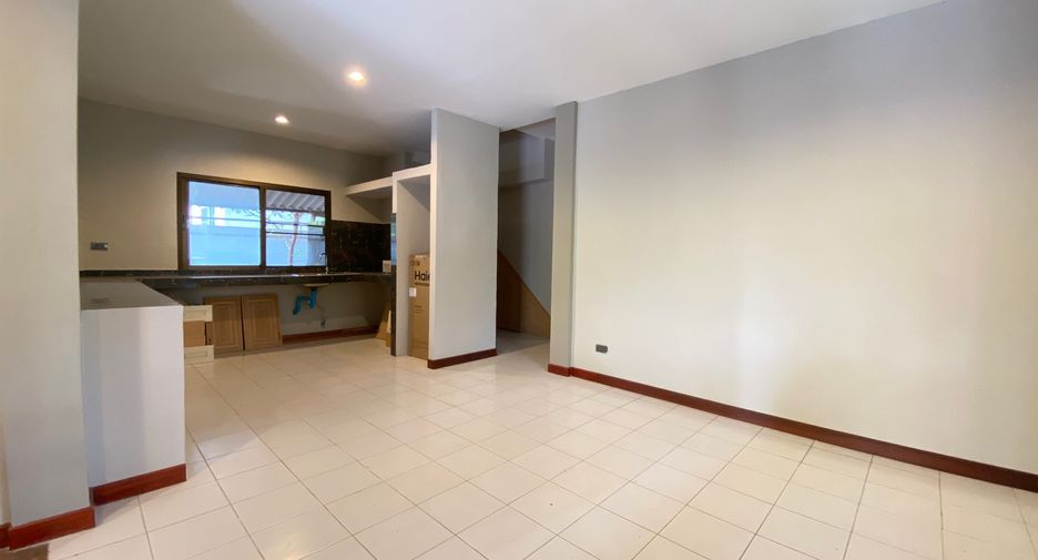 À louer et à vendre 5 chambres maison à Mae Rim, Chiang Mai