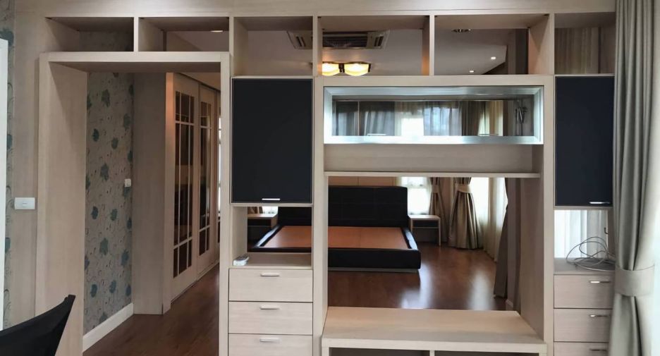 For rent 3 bedrooms house in Mueang Samut Prakan, Samut Prakan