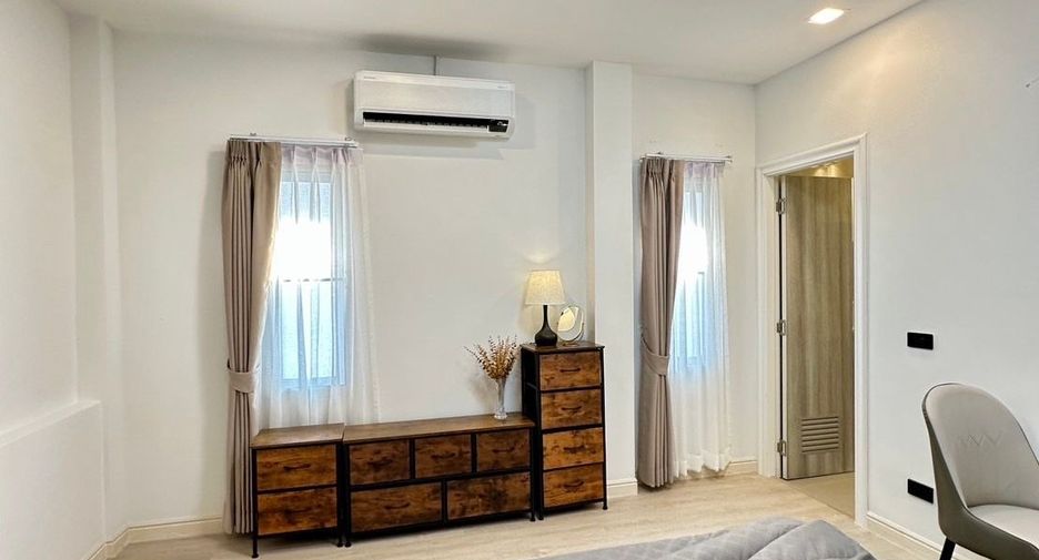 Casa en venta de 4 habitaciones en Hang Dong, Chiang Mai