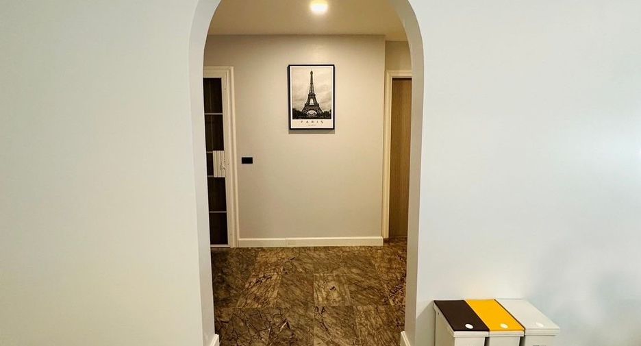 Casa en venta de 4 habitaciones en Hang Dong, Chiang Mai