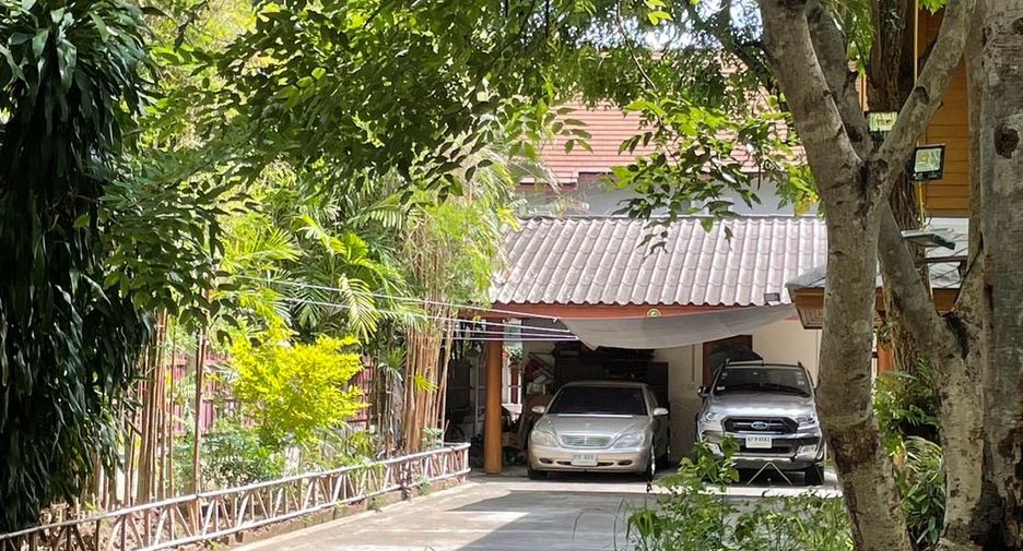 Casa en venta de 9 habitaciones en Hang Dong, Chiang Mai