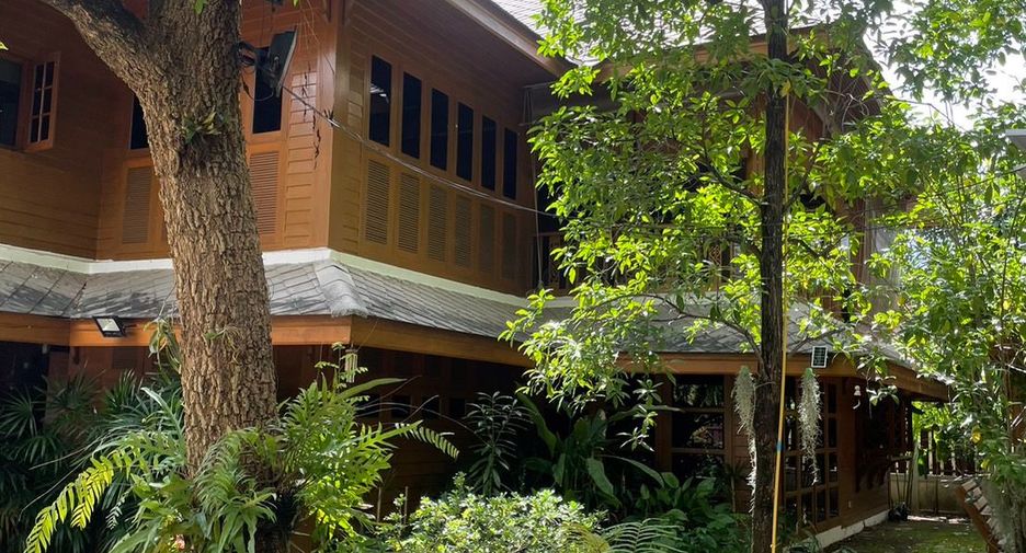 Casa en venta de 9 habitaciones en Hang Dong, Chiang Mai