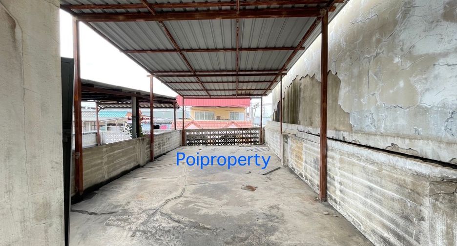 Reihenhaus zum Kauf mit 1 Zimmer in Phra Samut Chedi, Samut Prakan