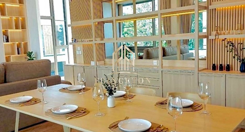 Haus zur Miete und zum Kauf mit 3 Zimmer in Saphan Sung, Bangkok