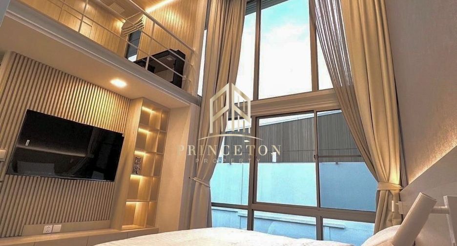 Haus zur Miete und zum Kauf mit 3 Zimmer in Saphan Sung, Bangkok
