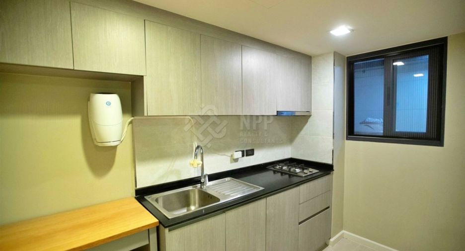 Haus zum Kauf mit 4 Zimmer in Watthana, Bangkok