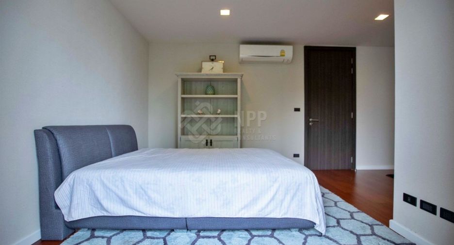Haus zum Kauf mit 4 Zimmer in Watthana, Bangkok