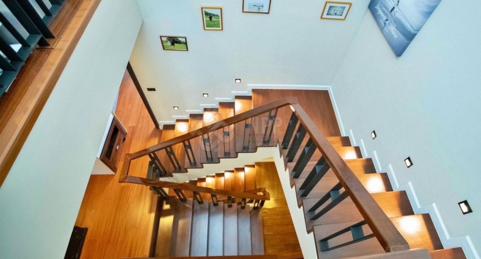 Haus zum Kauf mit 4 Zimmer in Watthana, Bangkok