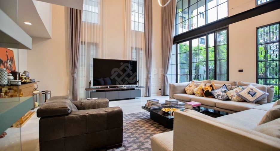 Haus zum Kauf mit 4 Zimmer in Watthana, Bangkok