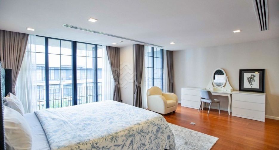 Haus zum Kauf mit 4 Zimmer in Watthana, Bangkok