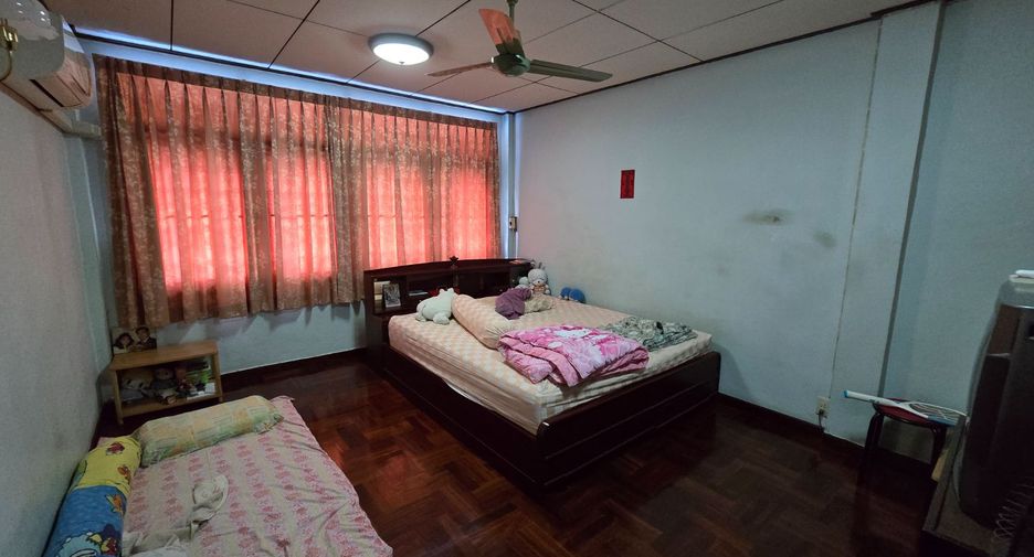 For rent そして for sale 6 ベッドルーム retail Space in Phasi Charoen, Bangkok