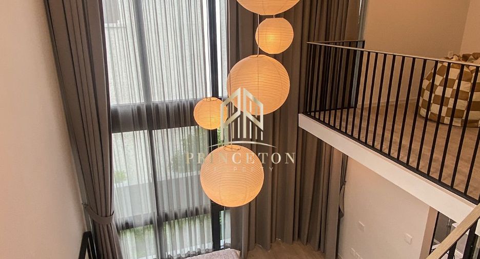 For rent and for sale 4 bedrooms house in Saphan Sung, Bangkok