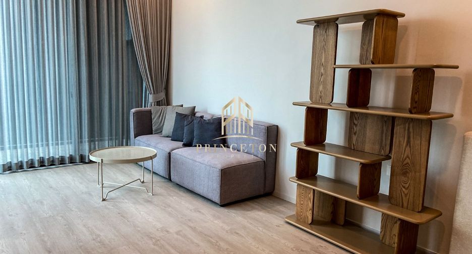 For rent and for sale 4 bedrooms house in Saphan Sung, Bangkok