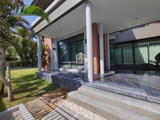For rent 5 bed house in Saphan Sung, Bangkok