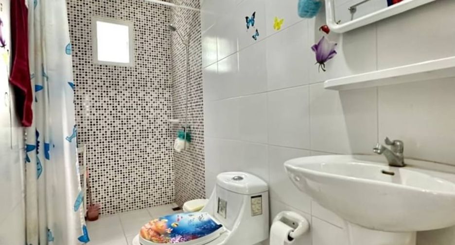 For sale 3 bedrooms house in Si Racha, Chonburi