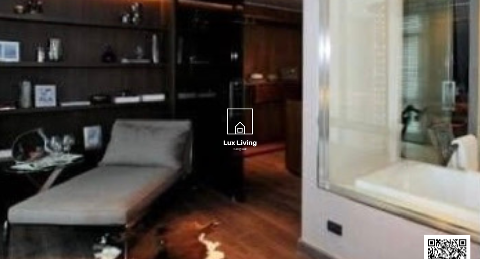 For rent 3 bedrooms house in Watthana, Bangkok