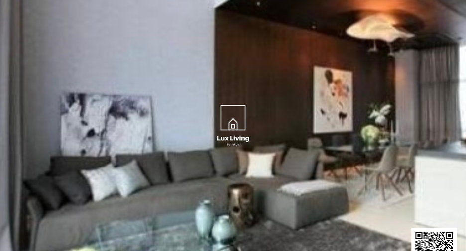 For rent 3 bedrooms house in Watthana, Bangkok